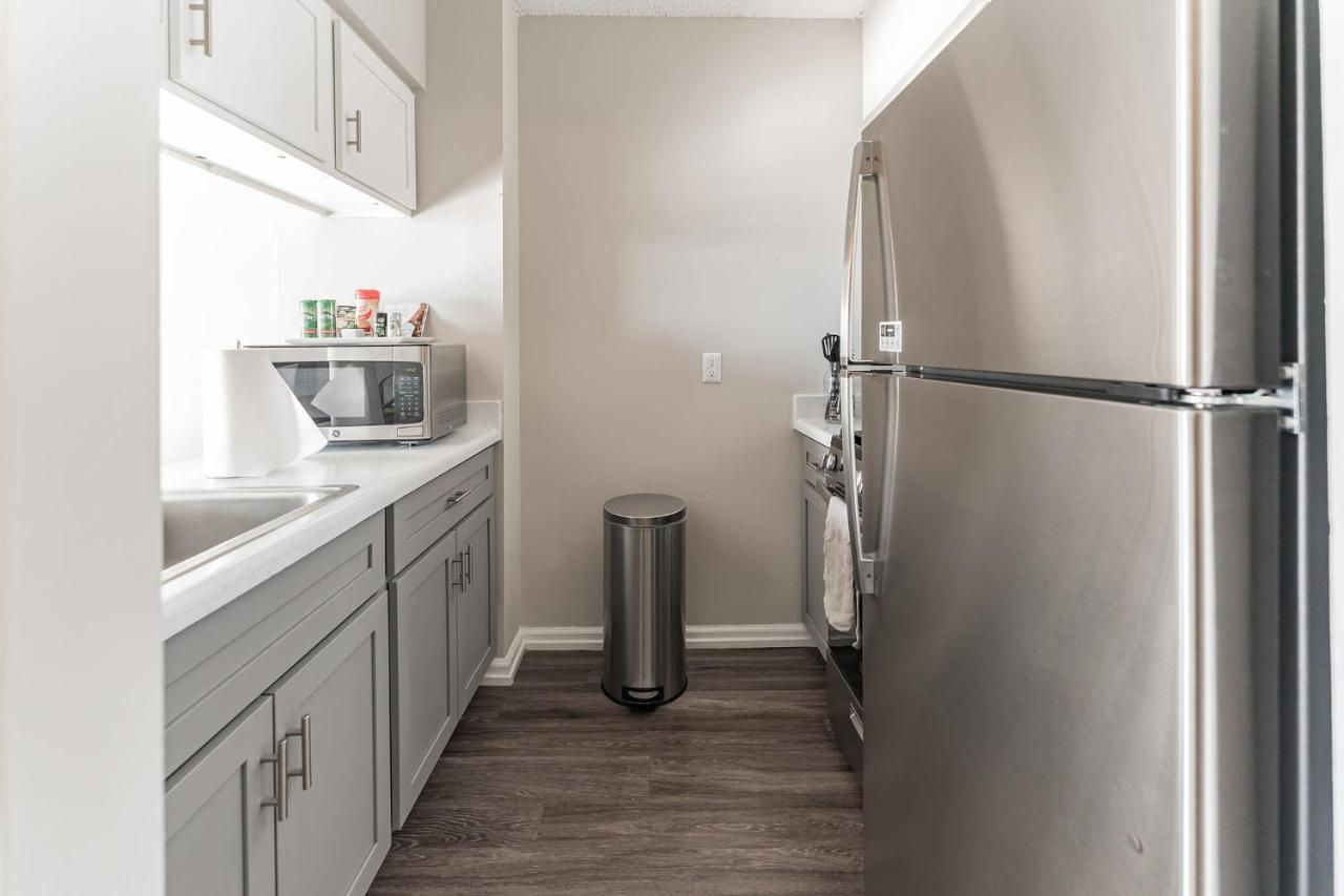 Bargain Downtown Memphis Apartment W Amenities المظهر الخارجي الصورة