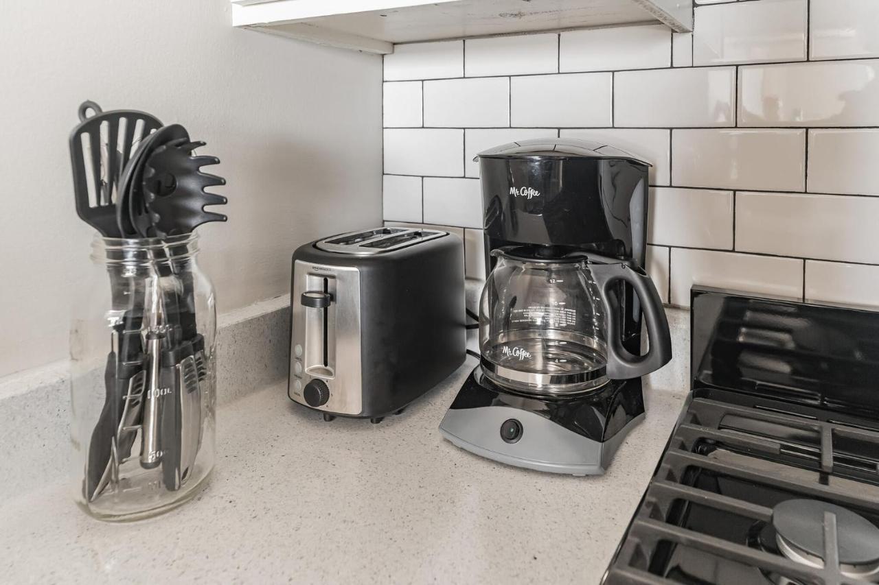 Bargain Downtown Memphis Apartment W Amenities المظهر الخارجي الصورة